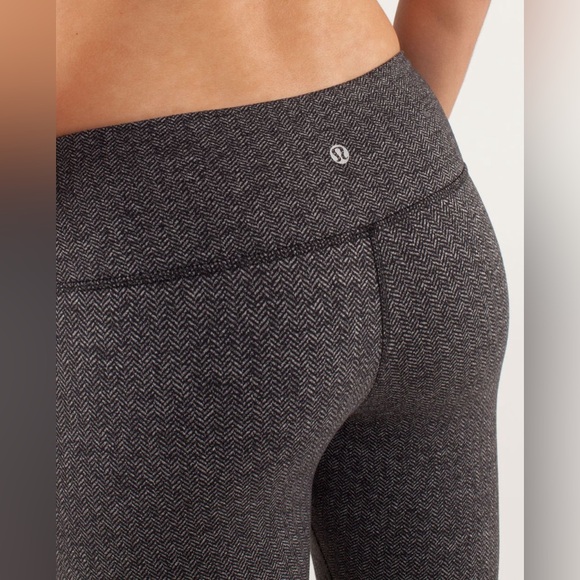 Lululemon•Wunder Under Pant•Herringbone Black / Rose Long 30” Mid Rise•EUC• Sz 4 - Picture 5 of 16